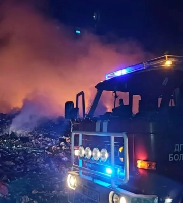 У Болехові горіло сміттєзвалище