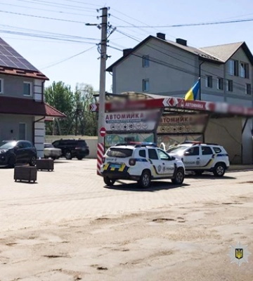 На Буковині автомобіль збив шестирічну дівчинку