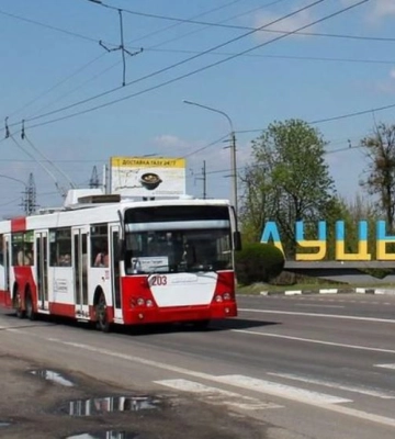 У Провідну неділю до Гаразджі курсуватиме більше тролейбусів № 7