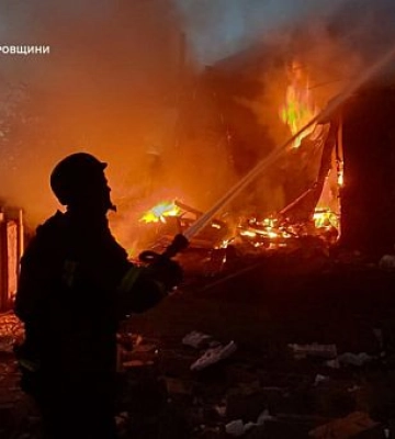 За тиждень рятувальники Дніпропетровщини врятували 30 людей та загасили 122 пожежі