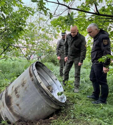 Захватчики атаковали Одессу: повреждены дома, есть погибшие и раненые