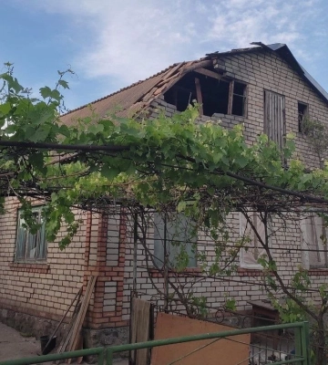 Вечером оккупанты ударили по Никопольщине: повреждены жилые дома