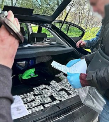 На Дніпропетровщині судитимуть військовослужбовця за допомогу в ухиленні від мобілізації