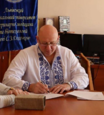 Львівський ветуніверситет та міська рада підписали договір про практику та стажування студентів
