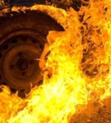 У Виноградові горів автомобіль