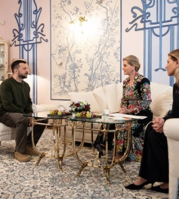В Україні прибула герцогиня Единбурзька — це перший візит члена королівської сімʼї від початку великої війни