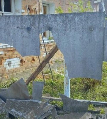 Враг дроном попал в зерновой склад на Черниговщине, был пожар
