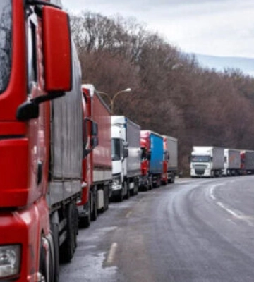 Затримання перевізників на Закарпатті: У ТЦК заявили, що водії такі ж громадяни, як і інші, та повинні мати військово-облікові документи