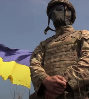 Глава НАТО під час візиту до Києва заявив, що потоки озброєнь до України збільшаться