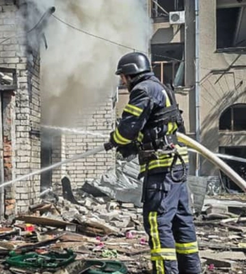 Окупанти завдали ударів по Харкову, є два прильоти: одна людина загинула, двоє поранені