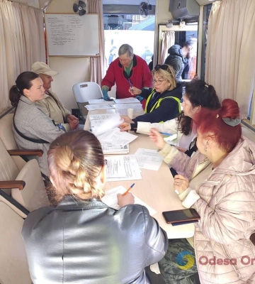 В Одесі постраждалих внаслідок російської атаки просять звертатися до оперативного штабу Приморського району