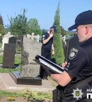 Смерть на кладовищі: на Полтавщині виявили тіло чоловіка