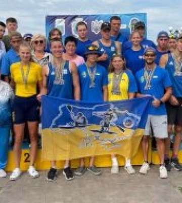 Миколаївські веслувальники здобули 13 нагород на Кубку України