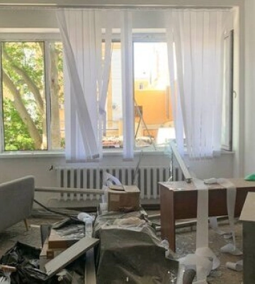 В Одесі через ракетну атаку РФ пошкоджено місцеве представництво омбудсмена, - Лубінець. ФОТОрепортаж