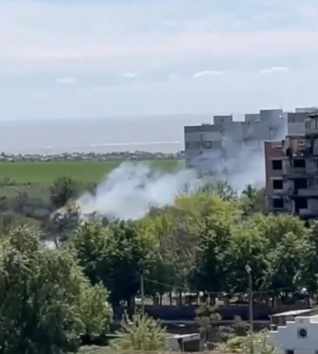 В захваченном Мариуполе прогремели взрывы