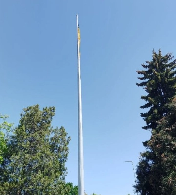 У Полтаві замінили державний прапор