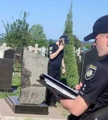 Смерть на цвинтарі: на Полтавщині чоловік підірвався на могилі