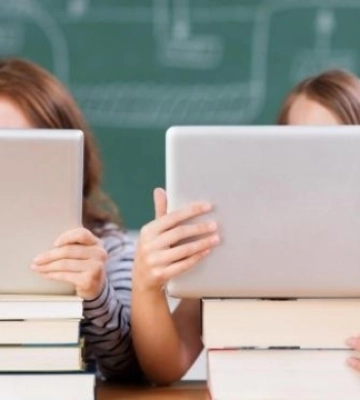 У Києві презентували освітню платформу для допомоги школярам «ПОВІР»