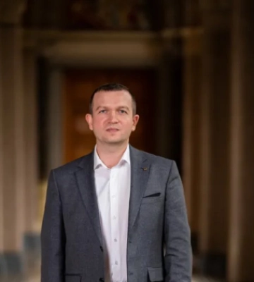 За посаду ректора Чернівецького національного університету змагатимуться чотири кандидати