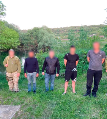 На Вінниччині викрили чергову схему переправлення військовозобов’язаних через кордон, вартість &quot;послуги&quot; становила 6 тис доларів