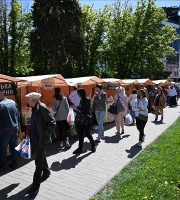 У центрі Івано-Франківська стартував великодній ярмарок (ФОТО)
