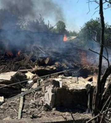 Россия ударила &quot;Ураганами&quot; по городу на Донбассе: фото и данные о жертвах