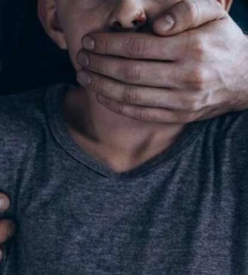 На Харківщині чоловіка засуджено за систематичне ґвалтування 11-річного хлопчика