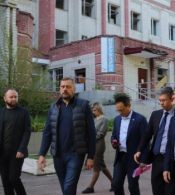 Франція виділить по 200 тисяч євро на відбудову райлікарні та Чернігівської політехніки