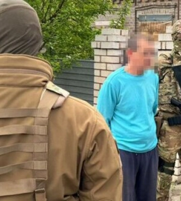 Затримано інформатора &quot;вагнерівців&quot;, який шпигував за військовими аеродромами на Донеччині, - СБУ. ФОТО