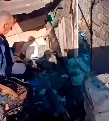 Міська влада показала наслідки обстрілу Корабельного району в Херсоні. ВІДЕО