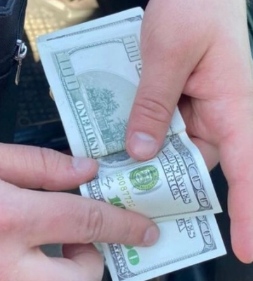 Судитимуть волинянина, який зі спільником організував виїзд ухилянтів за кордон