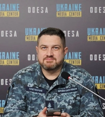 РФ маскує бензовози під цивільний транспорт через удари ЗСУ по логістиці до Криму, - ВМС