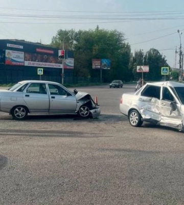 В Мелитополе произошло ДТП, пострадавших забрала скорая