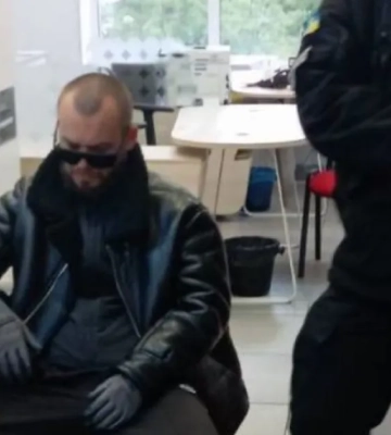 Нео из "Матрицы" пытался ограбить банк в Киеве. ФОТО