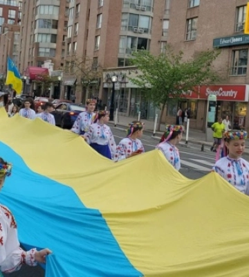 У Канаді українців запросили на «Вишивану ходу» в Торонто