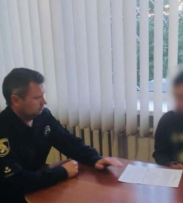 У Нікопольському районі чоловік ледь не вбив сусіда