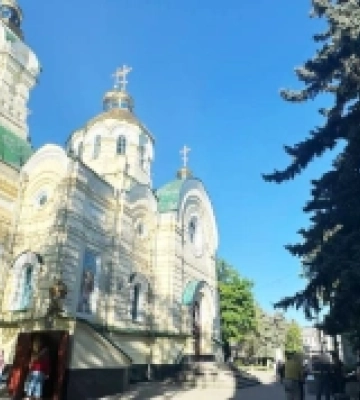 В соборі у Рівному чоловік погрожував священнику револьвером
