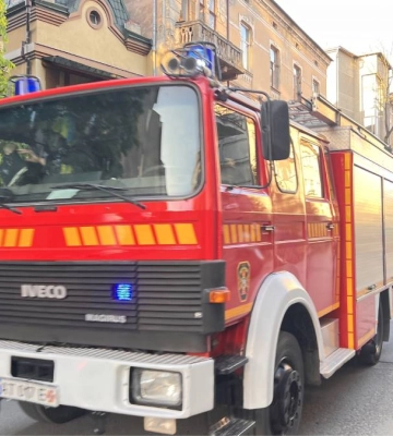 На Франківщині рятувальники на пожежі врятували дитину
