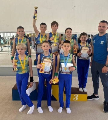 Вихованці черкаської спортивної школи здобули низку перемог на чемпіонаті з гімнастики