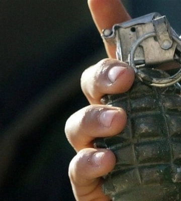 На Львівщині чоловік погрожував підірвати суд гранатою