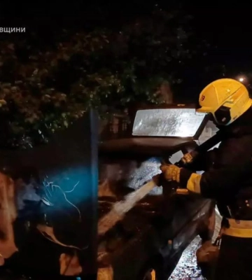 У Дніпрі під час руху спалахнула “Таврія”
