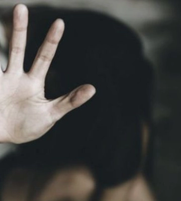В Черкасской области разоблачили мужчину, который развращал 13-летнюю девочку