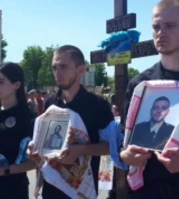 У Балті попрощалися із 21-річним слідчим поліції, який загинув внаслідок ракетного удару по Одесі