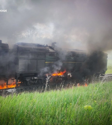 В Одеській області згорів тепловоз, – ФОТО
