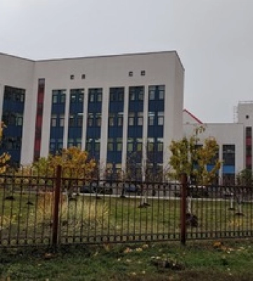 В Києві замінували найбільшу школу: що відомо