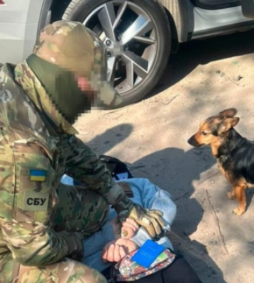 СБУ затримала коригувальника у Харкові - шпигував за ЗСУ під час прогулянок з собакою