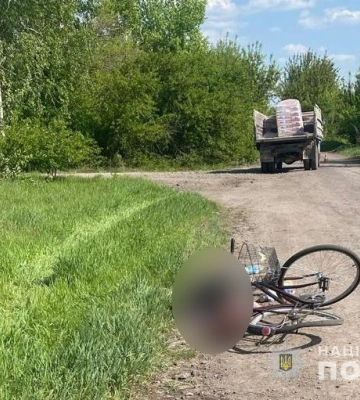На Конотопщині вантажівка насмерть збила велосипедистку