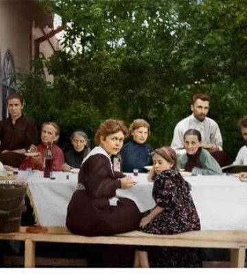 Великодні традиції Косачів: паски, писанки і м&#039;яско