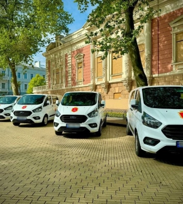 Одеська міська рада придбала для військових пересувні автомайстерні