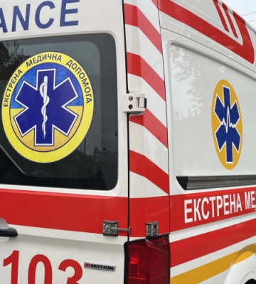 На Волині жінка народила доньку просто в автомобілі швидкої